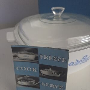 Vintage Corningware P 2 1/2 Casserole Dish with Glass Lid
